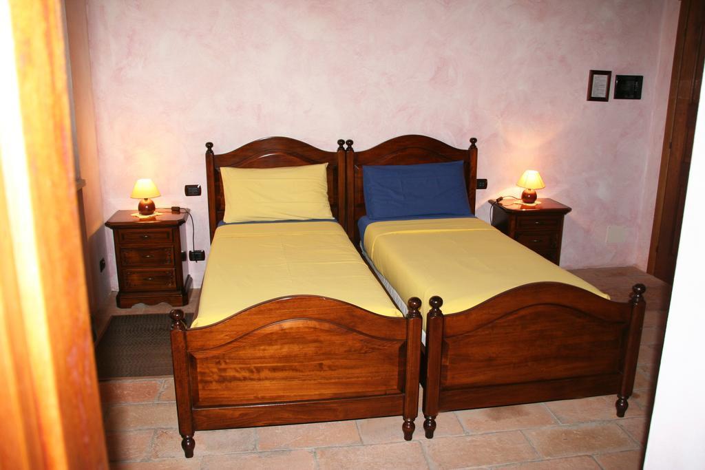 Agriturismo Cascina La Palazzina Albairate Chambre photo