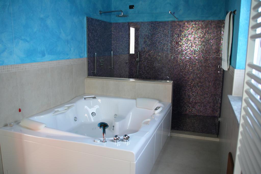 Agriturismo Cascina La Palazzina Albairate Chambre photo