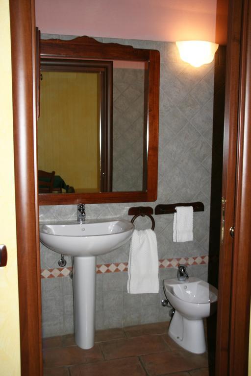 Agriturismo Cascina La Palazzina Albairate Chambre photo