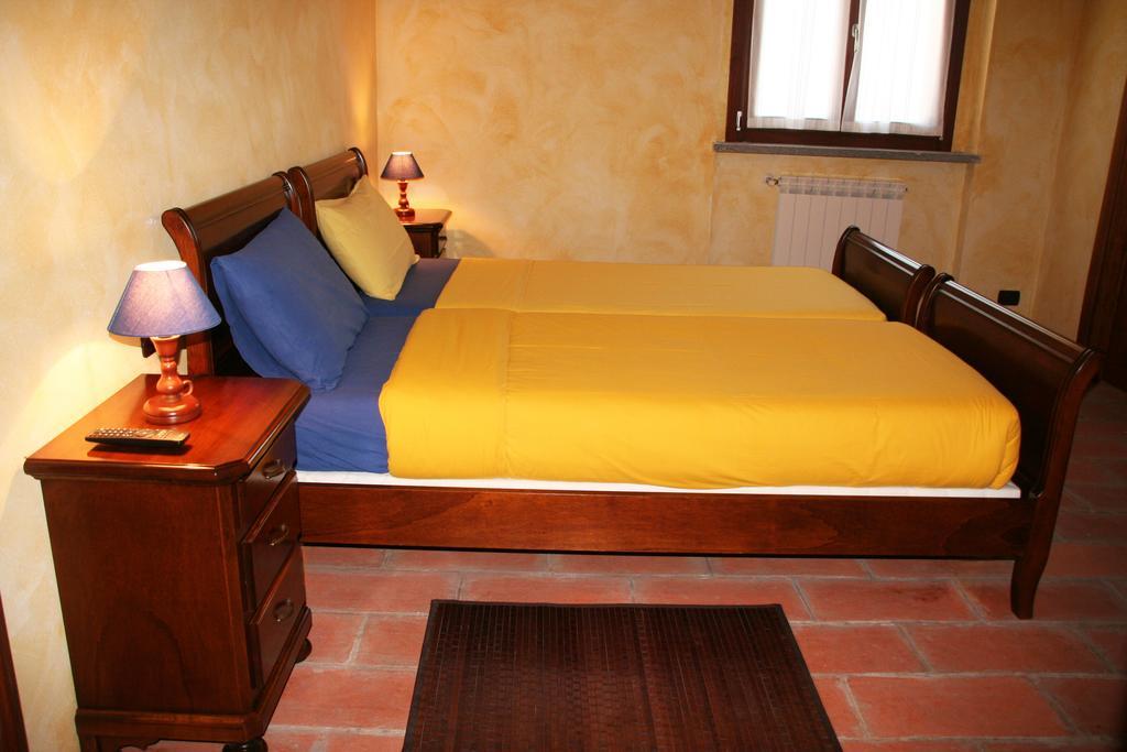Agriturismo Cascina La Palazzina Albairate Chambre photo