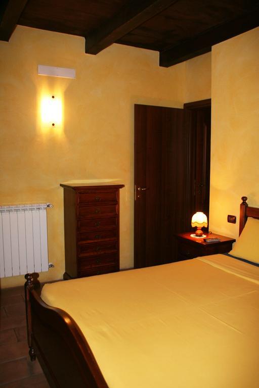 Agriturismo Cascina La Palazzina Albairate Chambre photo