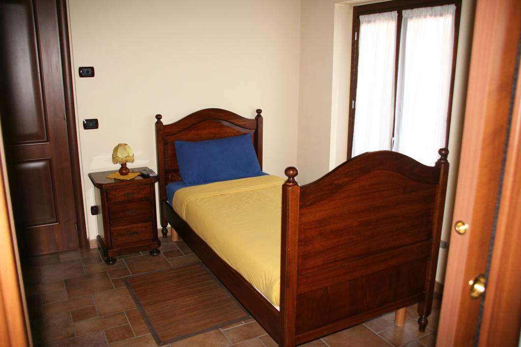 Agriturismo Cascina La Palazzina Albairate Chambre photo